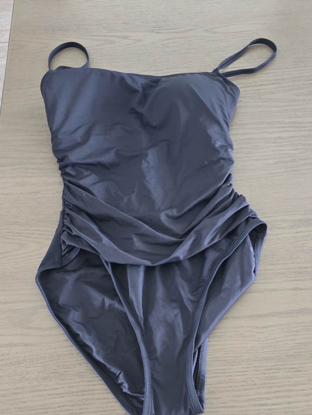 La Blanca 1 Piece Swimsuit Sz 6 Nwt